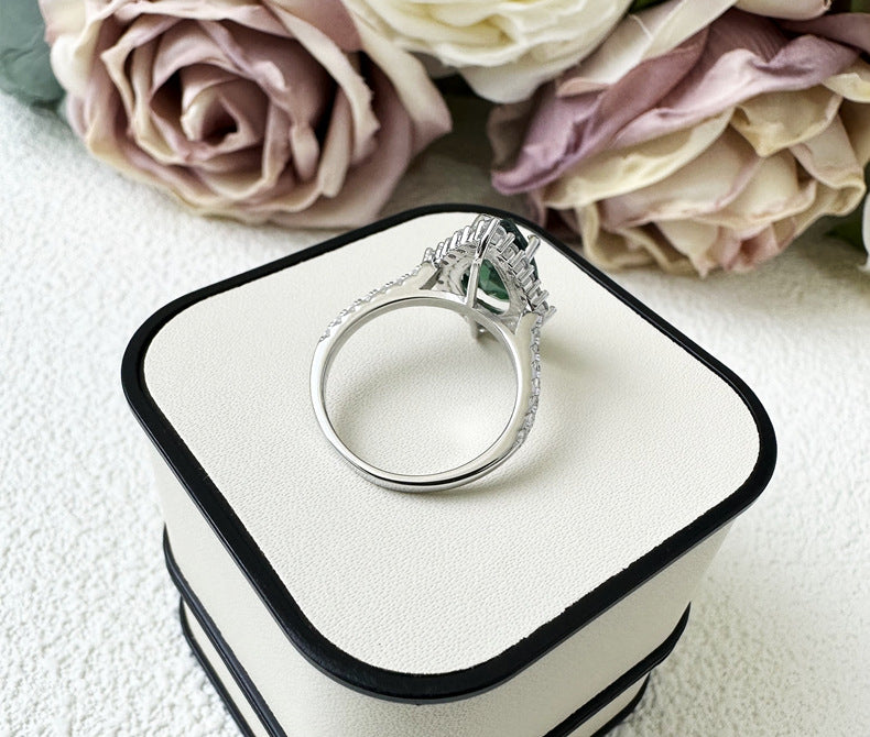 Columbian Emerald Diamond Ring