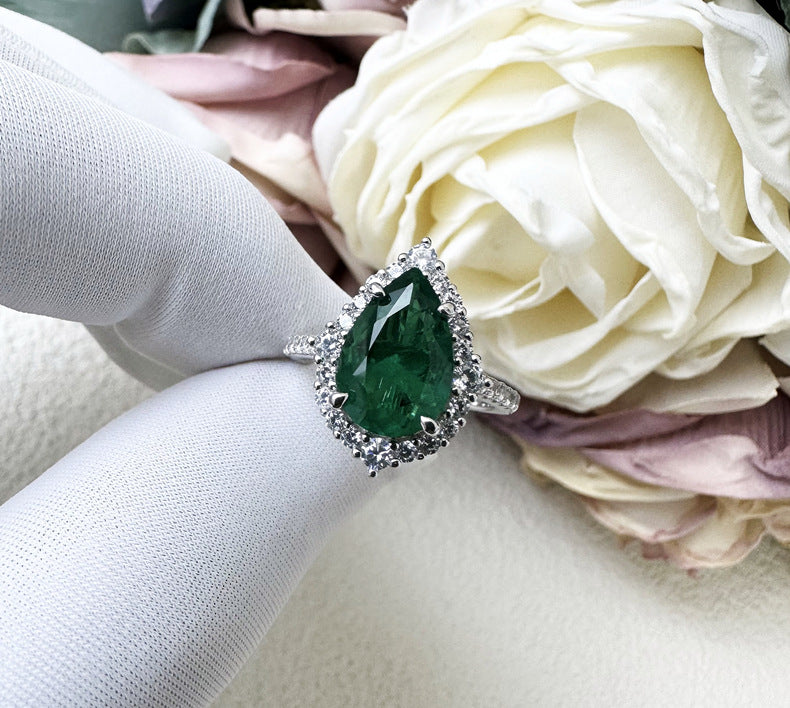 Columbian Emerald Diamond Ring